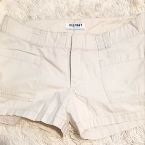 Old Navy Beige Short. Size 8.